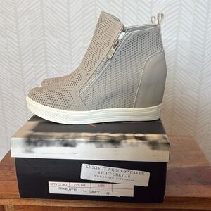 VICI Wedge Sneaker - Size 8